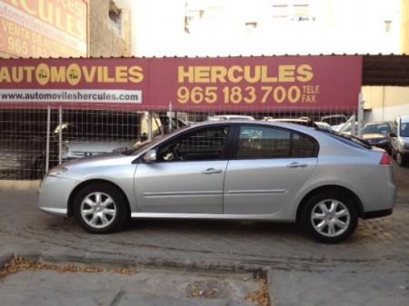 Renault Laguna 20 dci 130 cv acepto cambio y compro al contado en Alicante