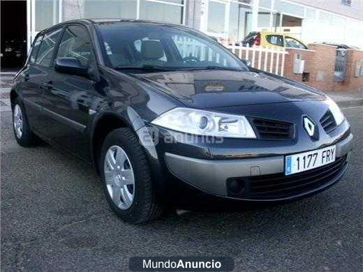 Renault Megane DYNAMIQUE 1.6 16V