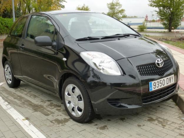 Toyota yaris 1.3 vvti 87cv – 23.000kms