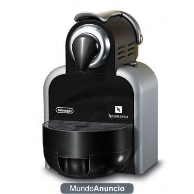 CAFETERA NESPRESSO DELONGHI 45€