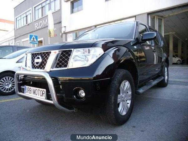 Nissan Pathfinder 2.5dCi 7 PLAZAS