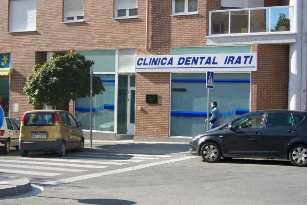 vendo clinica dental