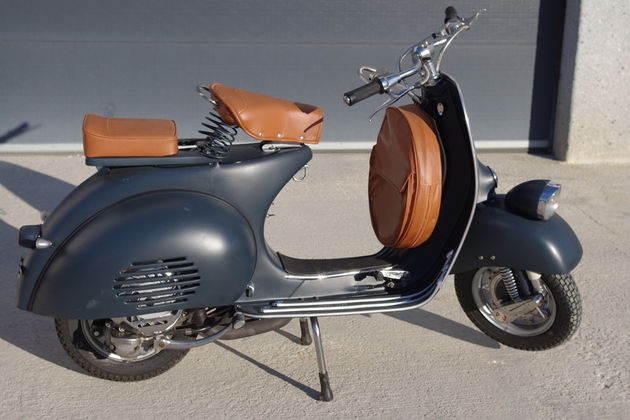 Vespa Acma completamente restaurada