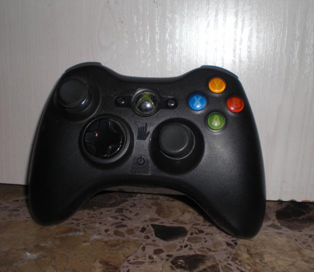 Xbox 360 (poco uso) + kinect + mando + 4 juegos + dd ++