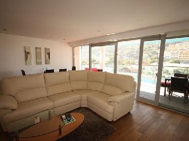 Apartment with 2 bedrooms to let in Ocean Village Marina