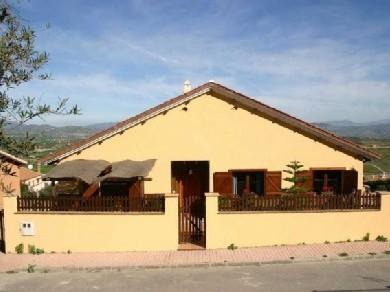 Chalet con 3 dormitorios se vende en Coin