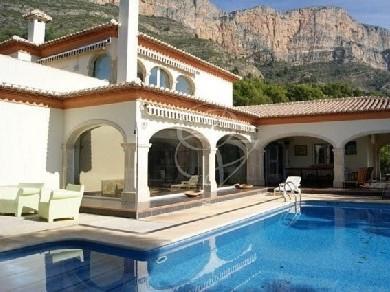 Chalet con 4 dormitorios se vende en Javea, Costa Blanca