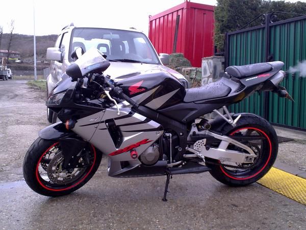 HONDA CBR 600 RR