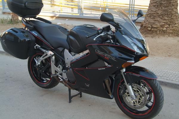 Vendo Moto Honda VFR 800 VTEC