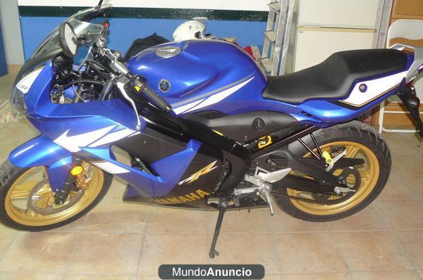 Vendo yamaha tzr 50 (Año 2010)