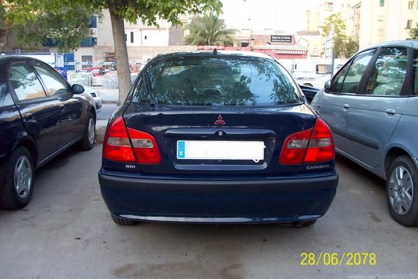 mitsubishi carisma 1.8i año 2001 full equipe 2900