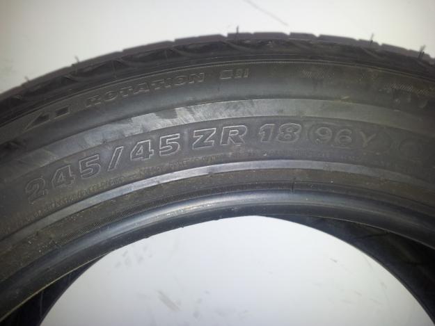 Neumatico Michelin Pilot Sport 245/45 ZR 18 96Y