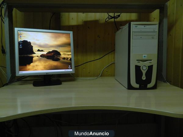 Vendo Ordenador P4 a 2800Mhz, impecable