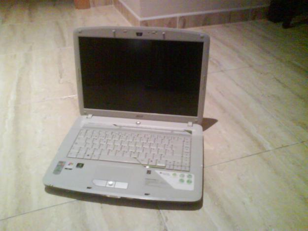 VENDO PORTATIL ACER SEMINUEVO