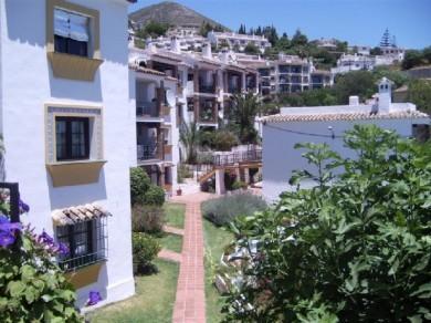 Apartamento con 2 dormitorios se vende en Benalmadena Costa, Costa del Sol