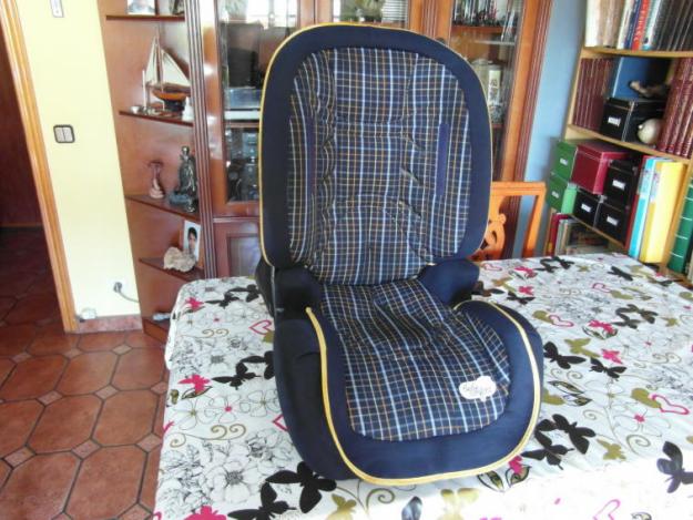 Silla de coche para niño de 3 a 9 años, marca bebeconfort, regulable desmontable