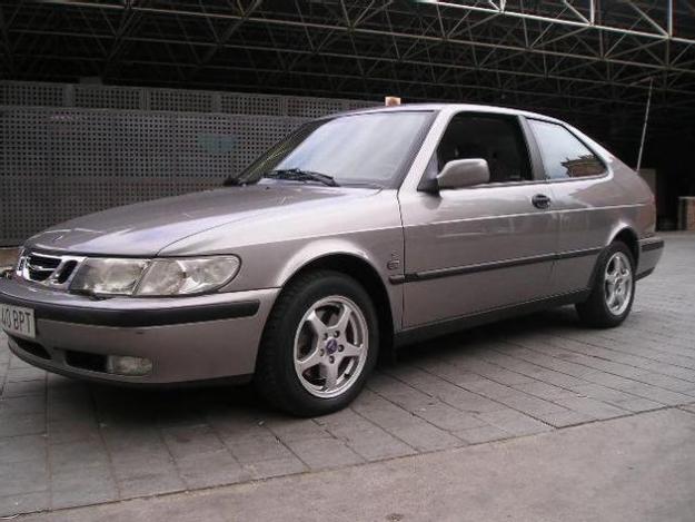 Venta de coche Saab 9.3 2.2 Tdi '01 en Barcelona