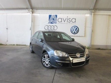 VOLKSWAGEN JETTA 1.9 TDI 105CV ADVANCE - Sevilla