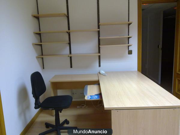 urge venta de puesto de trabajo ACTIU mesa con ala y estantería