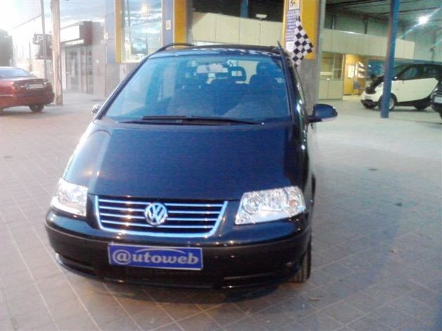 VOLKSWAGEN Sharan 1.9TDI Trendline