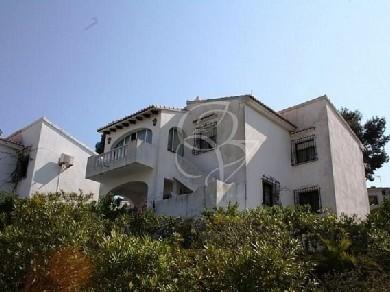 Chalet con 4 dormitorios se vende en Moraira, Costa Blanca