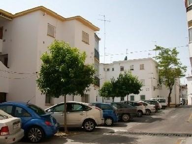 Apartamento con 3 dormitorios se vende en Estepona, Costa del Sol