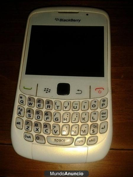 SE VENDE BLACKBERRY 8520