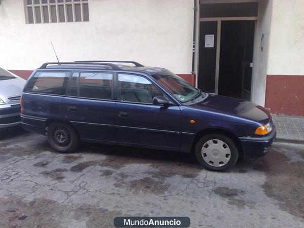 vendo opel astra 1.6,,averiado