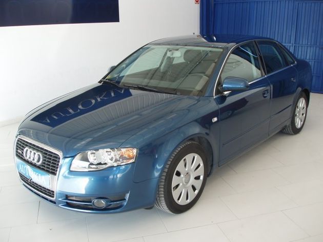 AUDI A8 4.2 FSI Quattro Tiptronic