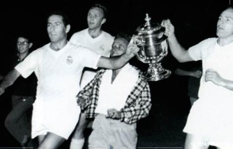 Balones Final Copa Real Madrid 2-1 Sevilla 1962