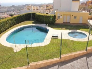 Apartamento con 3 dormitorios se vende en Benalmadena Costa, Costa del Sol