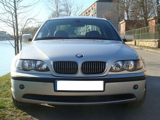 BMW 330 pack luxe