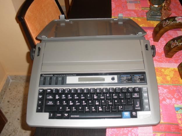 maquina escribir electronica con pantalla digital PANASONIC