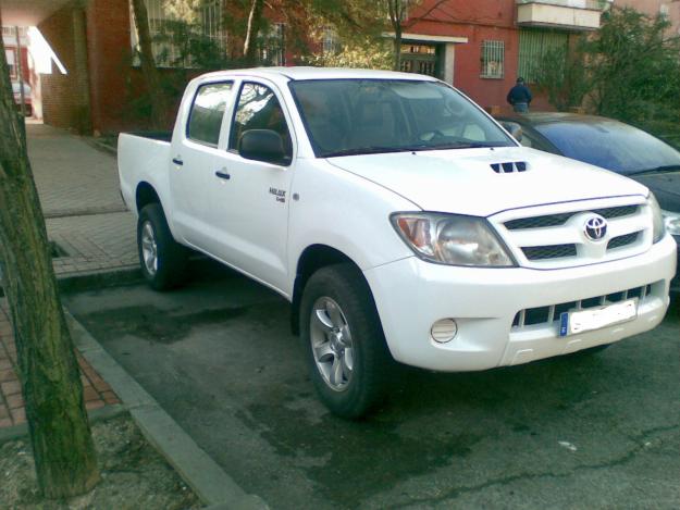 VENDO TOYOTA HILUX 4X4 DIESEL 2.5 DEL 2008