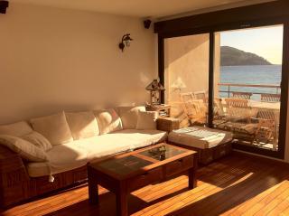 Apartamento : 4/6 personas - junto al mar - vistas a mar - saint cyr sur mer  var  provenza-alpes-costa azul  francia