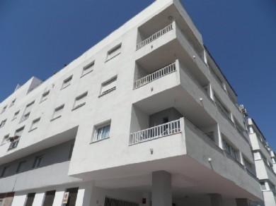 Apartamento con 3 dormitorios se vende en Estepona, Costa del Sol