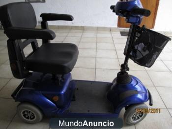 Moto Scooter Leo Invacare cuatro ruedas