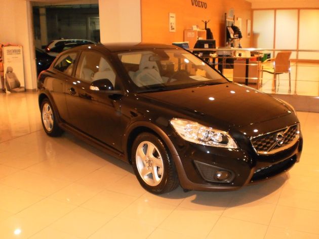 VOLVO C30 MOMENTUM