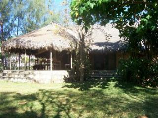 Bungalow : 8/10 personas - junto al mar - vistas a mar - majunga  madagascar