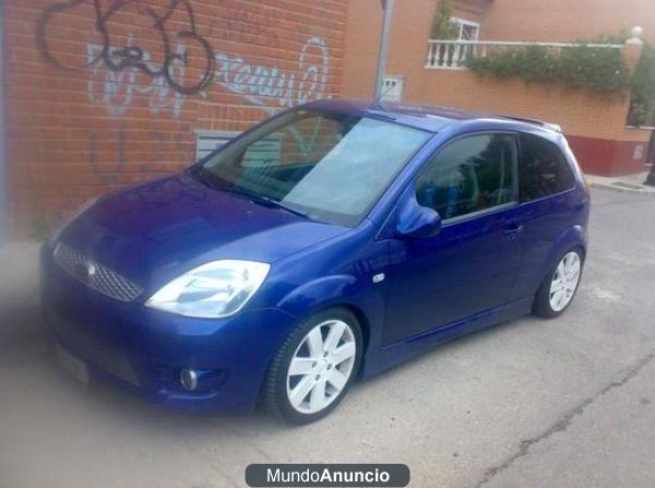 se vende ford fiesta 1.3 gasolina año 2003 , 140.000 kilometros