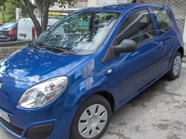 URGE. VENDO COCHE MOTIVO VIAJE