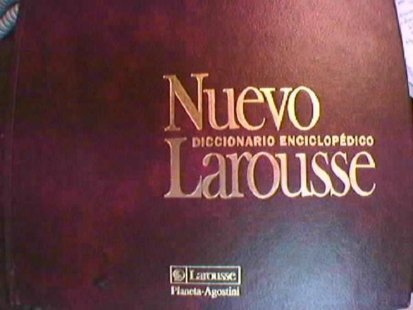 VENDO DICCIONARIO ENCICLOPEDICO  NUEVO LAROUSSE