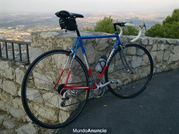 Bicicleta de carretera Mendiz