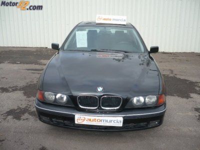 BMW SERIE 5 528 S5 - Murcia