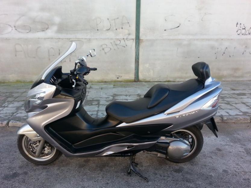 Suzuki Burgman 400 año 2006