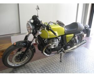 MOTO GUZZI V7