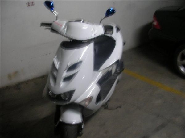 Se vende Aprilia Sr Ditech 650