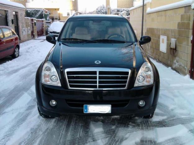 Ssangyong Rexton Limited Profesional