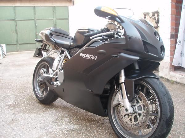 vendo ducati 749 dark