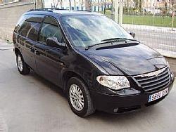 Chrysler Voyager 2.5 Crd Lx cuero, Dvd